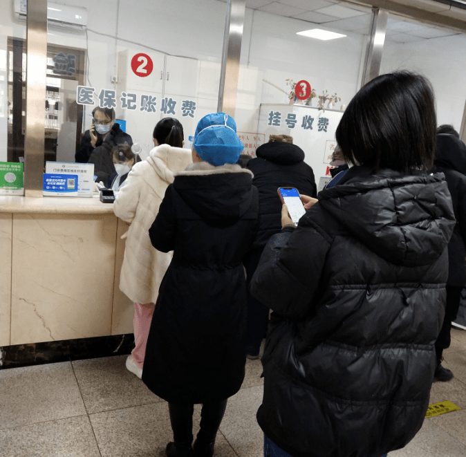 详细阅读:临沧最新24小时医保是否可以报销方法分析(最方便真实的临沧24小时住院可以报销吗方法) 临沧最新24小时医保是否可以报销方法分析(最方便真实的临沧24小时住院可以报销吗方法)